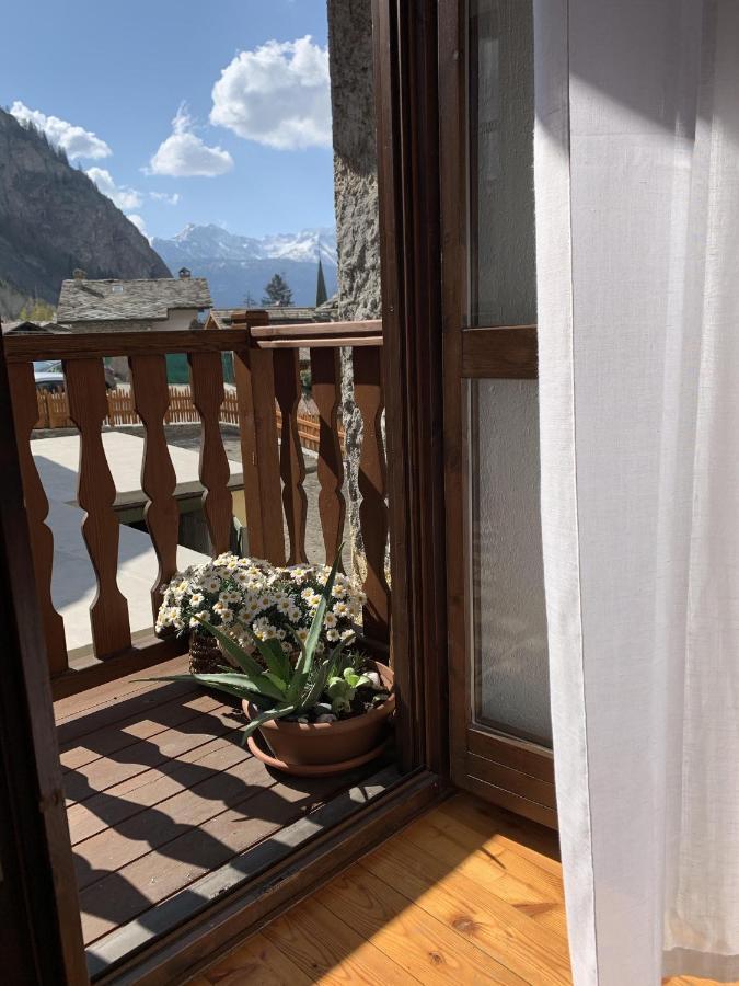 Casa Ornella Apartment Courmayeur Luaran gambar